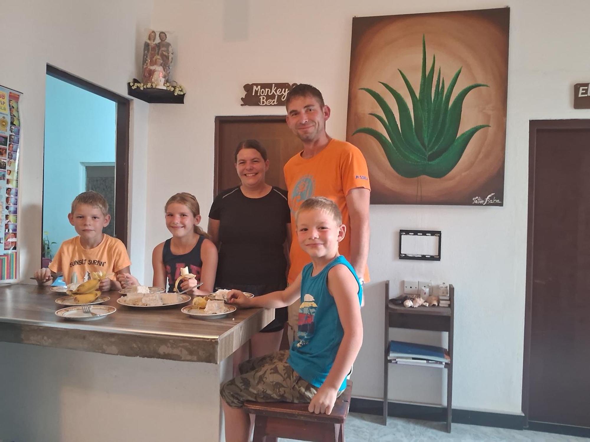 Aloe Vera Villa Негомбо Экстерьер фото